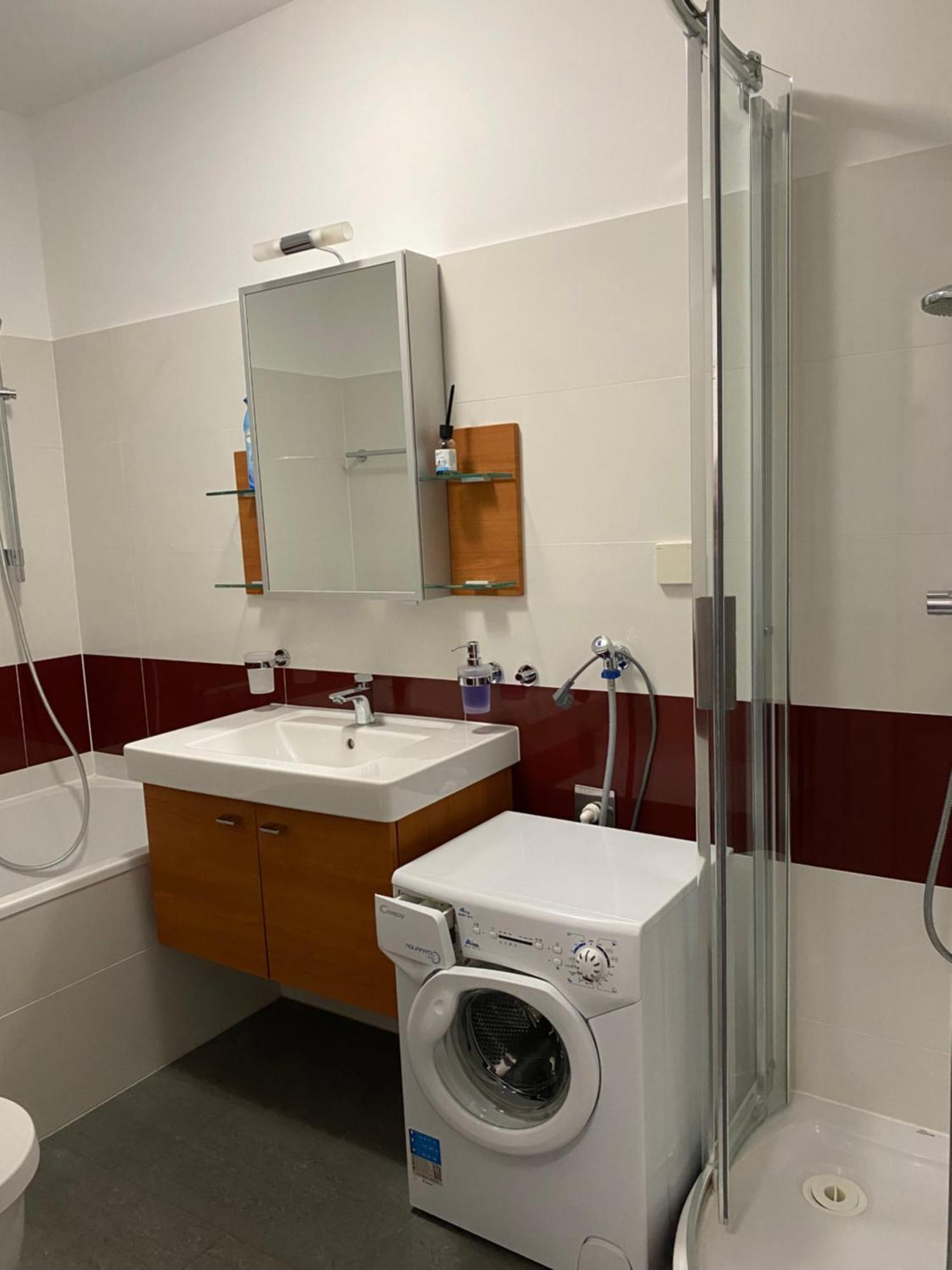 Apartment Grazbachgasse - Gratis Tiefgaragenplatz Екстер'єр фото